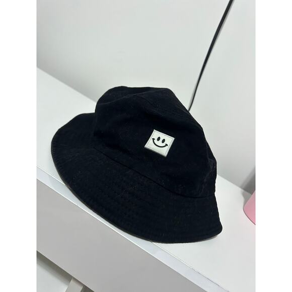n/a Accessories - Bucket Hat